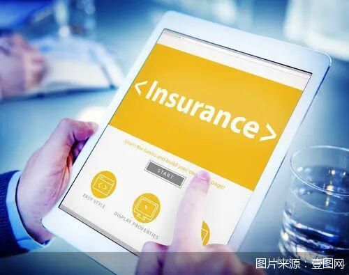 保障到位才能挥桨！龙舟竞渡如何拴牢水上“保险”绳？